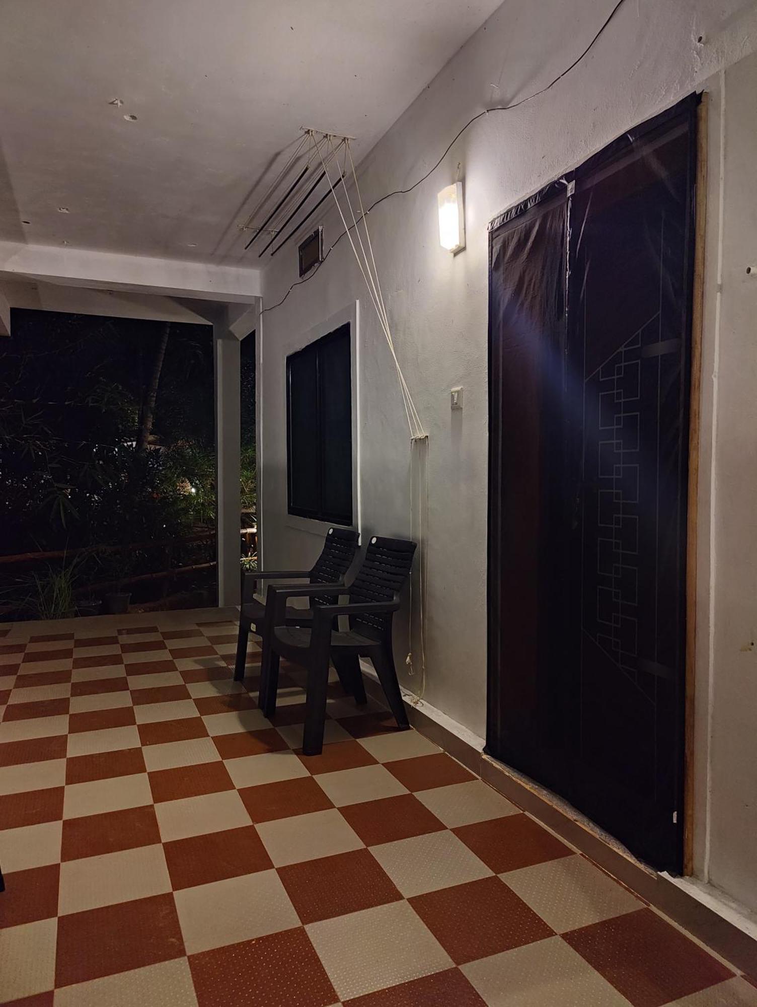 Hotel Artkarna à Gokarna  Chambre photo