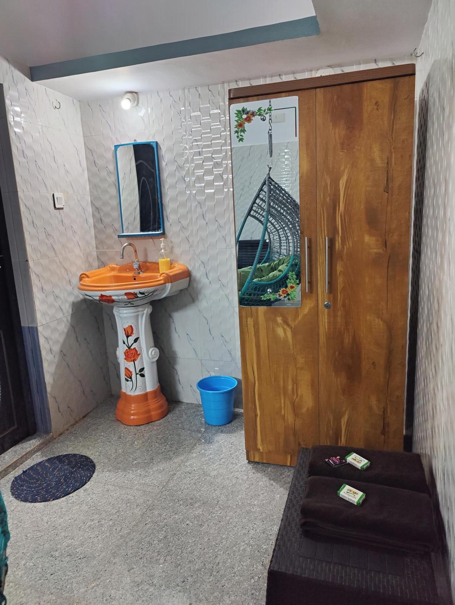 Hotel Artkarna à Gokarna  Chambre photo